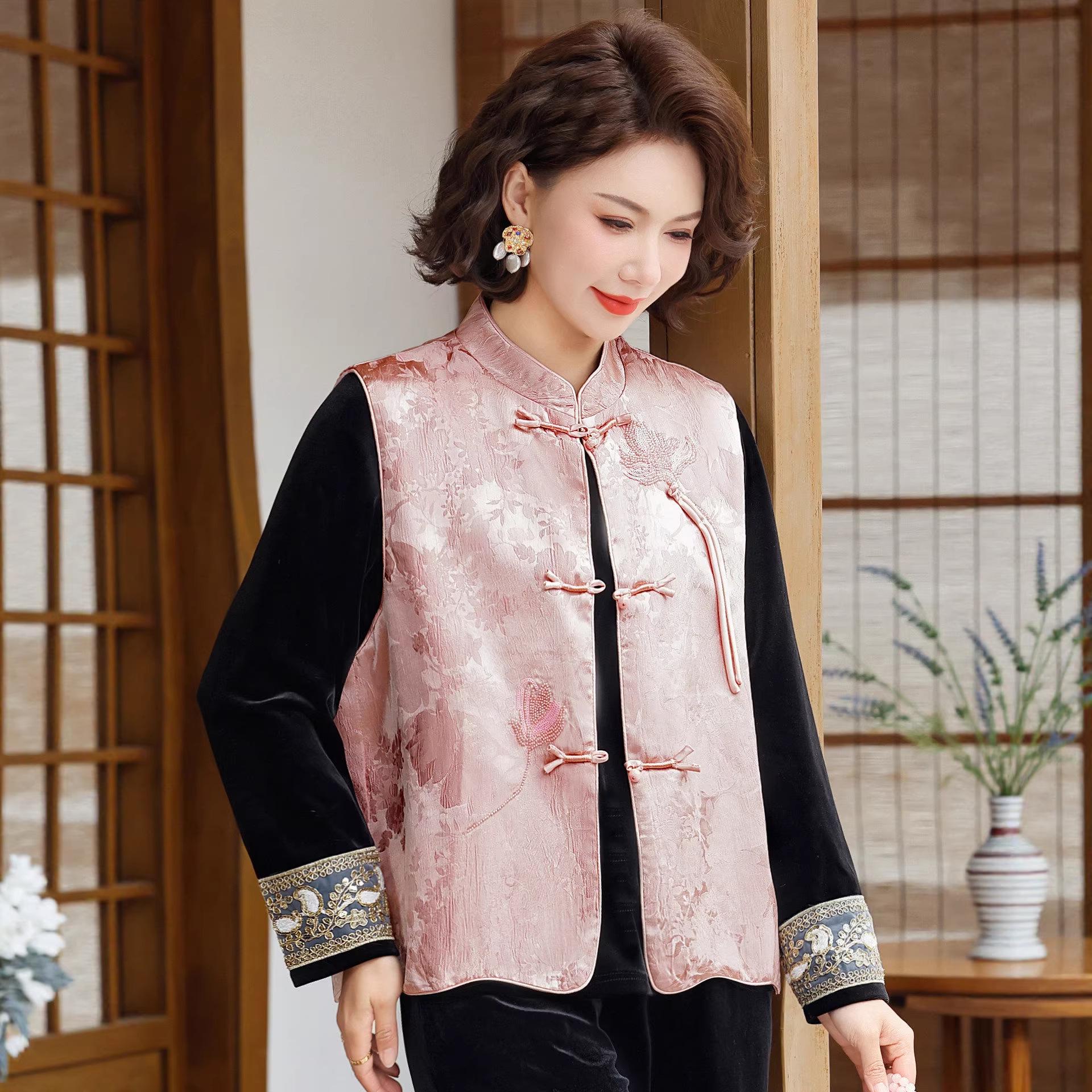 

Elegant Mother s Set: Chinese-Style Spring Vest Jacket & Velvet Shirt for Middle-Aged Women XL for 80-105 Jin (40-52.5 kg)