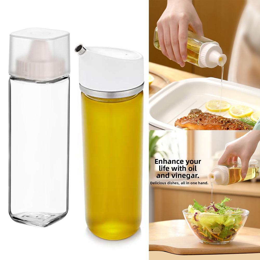 Abnehmbare Glasölflasche mit Ausgießer für präzises Ausgießen und spülmaschinenfesten Eigenschaften zum Kochen und Servieren