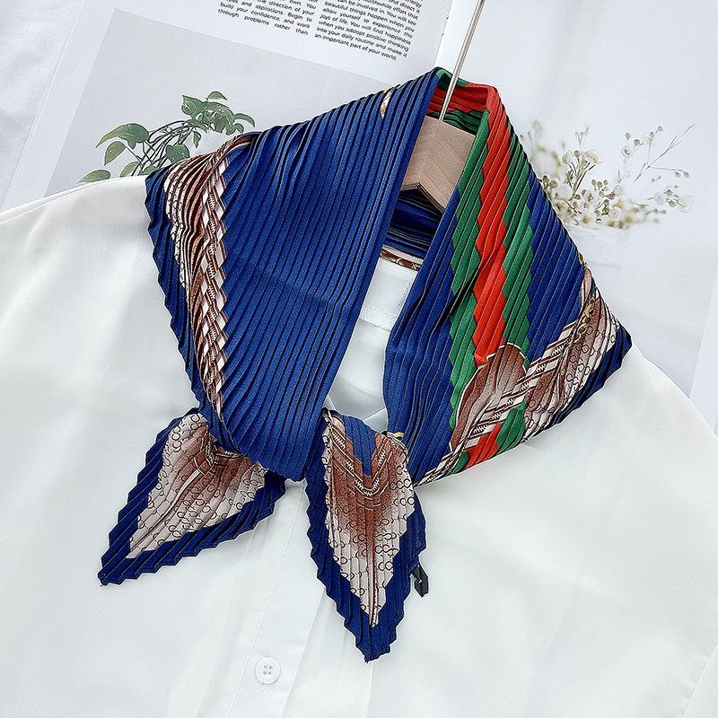 Retro Color Block Crinkled Square Scarf - 70cm Pleated Neckerchief in Imitation Silk for Women
