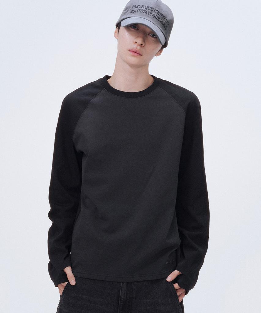 Misekiseoulmaen Two-Tone Raglan Long Sleeve Black