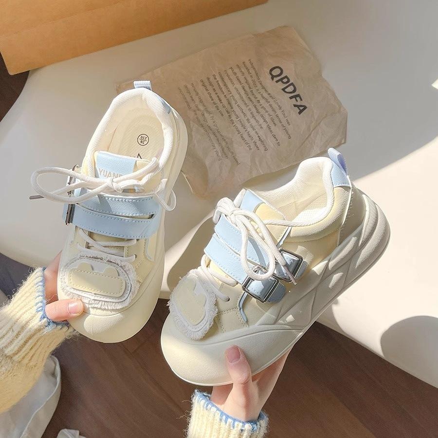 

Dopamine thick baseplate shoes women s 2025 new niche non-collision models versatile little white shoes spring and autumn bread shoes 40