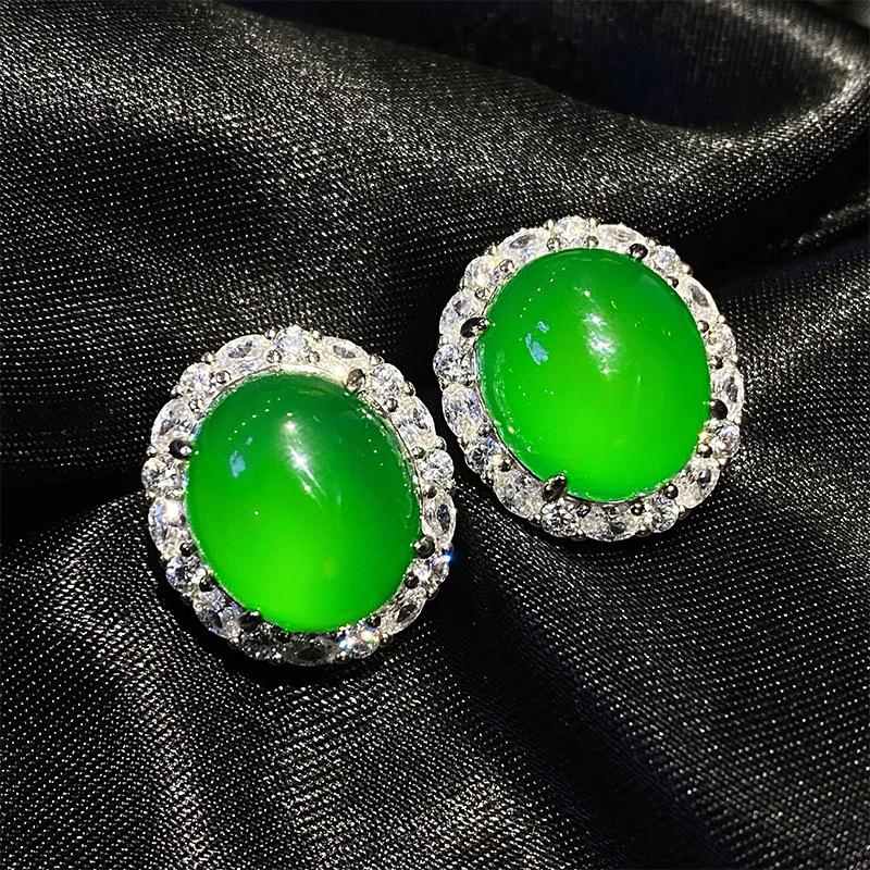 BELLA BOX Natürliches Eis Transparenter Grüner Achat Chalcedon Ovales Ei Gesicht Voller Diamant Ohrstecker Für Frauen Mit Hochwertigen Ohrringen