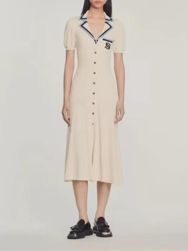 Jesienno-zimowa sukienka z dzianiny z klapami - Haftowana długa spódnica z elegancją i stylem