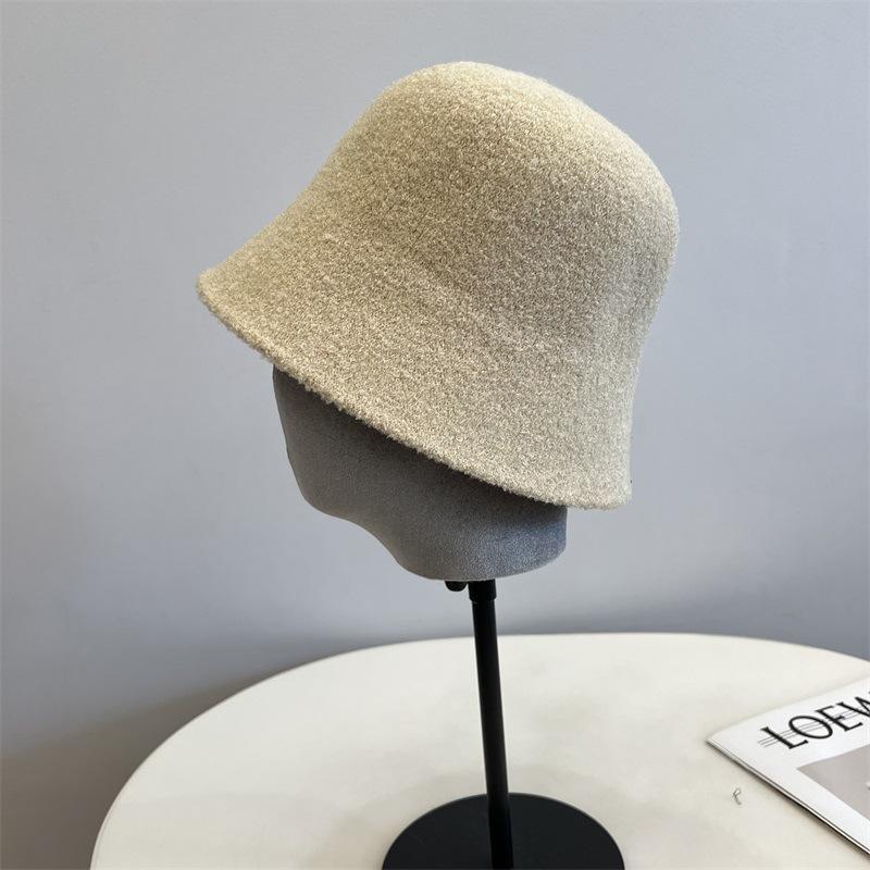 

Кашемировая круговая пряжа, вязаная шляпа-ведро, маленькая и простая плюшевая прямая шляпа-рыбак, тренд осени и зимы M（56-58cm） бежевый