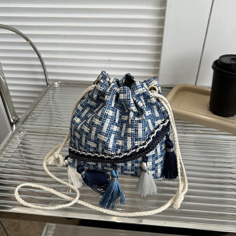 Ethnic-style Bag Tassel Bag Single-shoulder Crossbody Bag Woven Bucket Bag Fashionable and Retro for Women