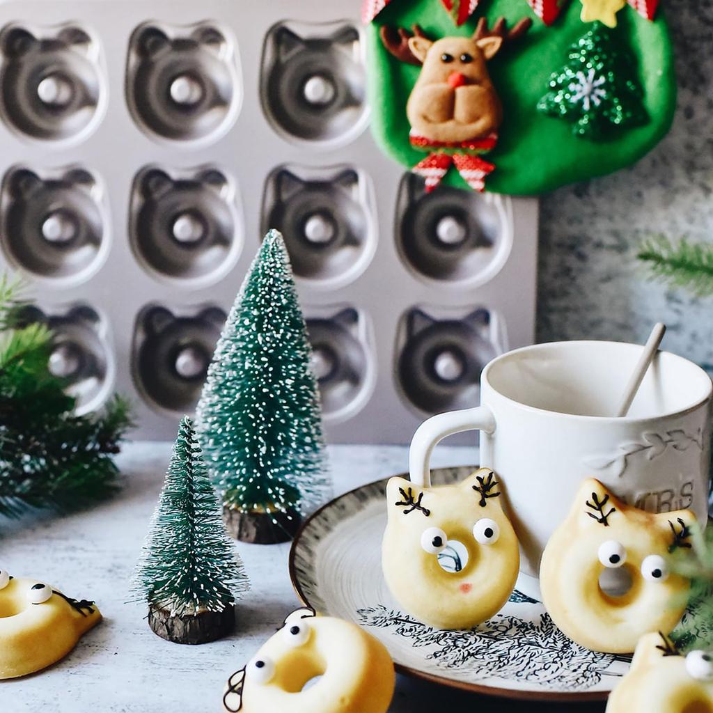 CHEFMADE Cupcake Panda Baking Outer x cm x 6 x 6 cm Molds, 12-Piece Set, Non-Stick Mold, Dimensions Approx. 32.6 25.8 2.3 cm, Cups