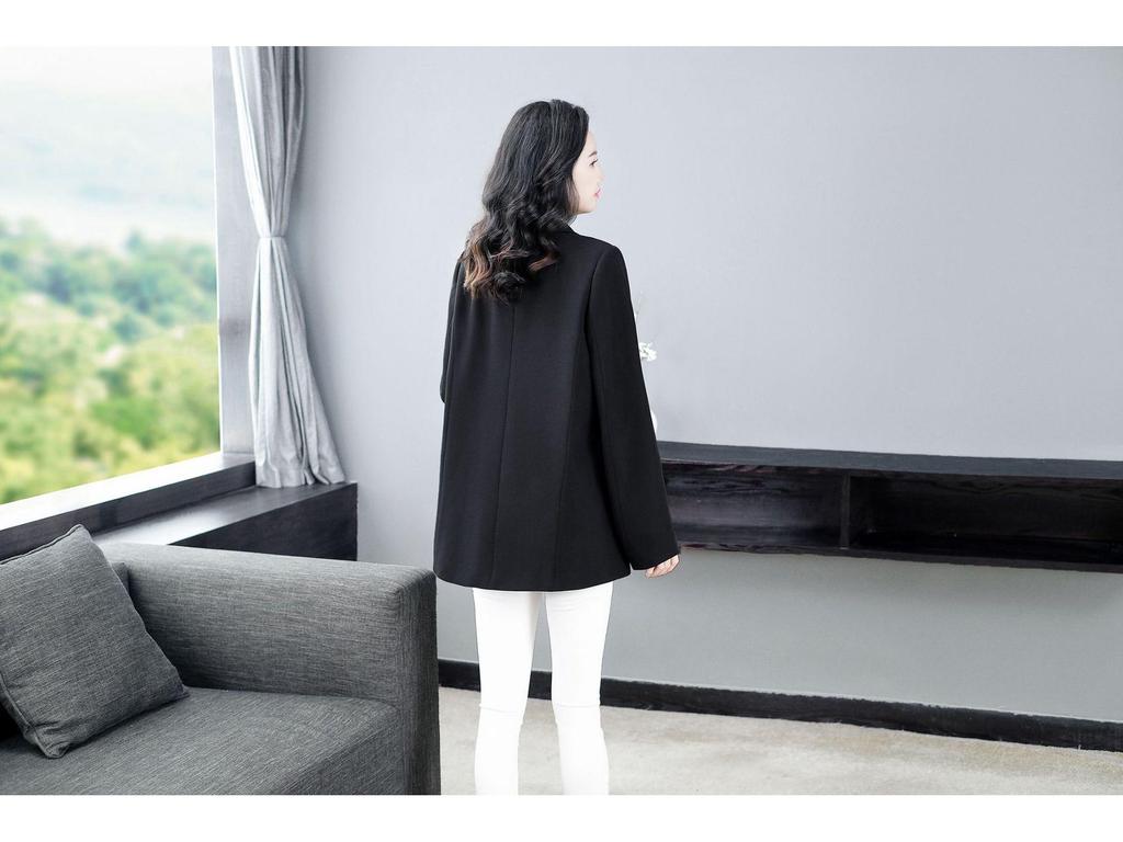 2024 Autumn/Winter Plus Size Slimming Commuter Suit Jacket for Middle-Aged Women