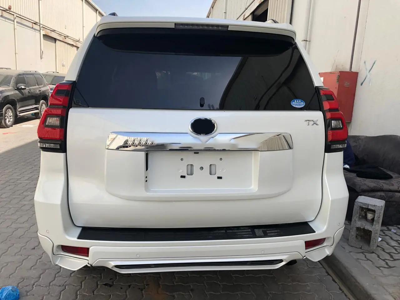 

TRD 3-Piece Rear Spoiler (for 2017-2025, white) for Toyota Land Cruiser Prado 150