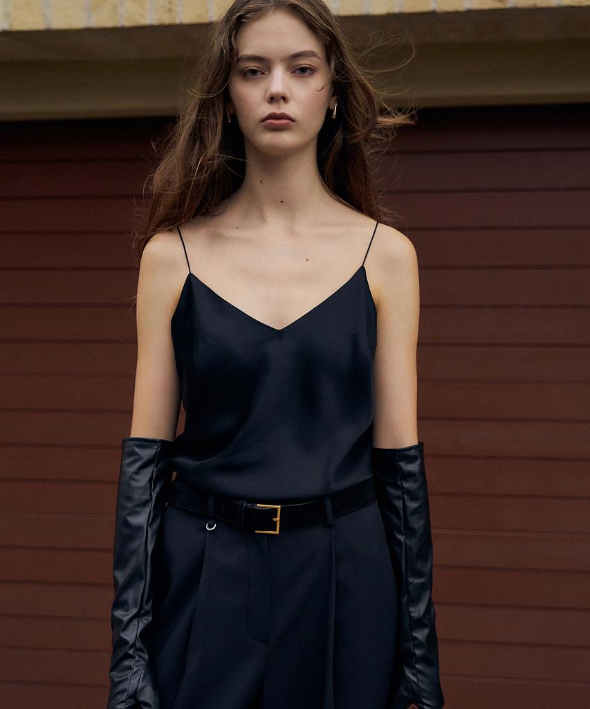 RENEJ Glam Slim Sleeveless