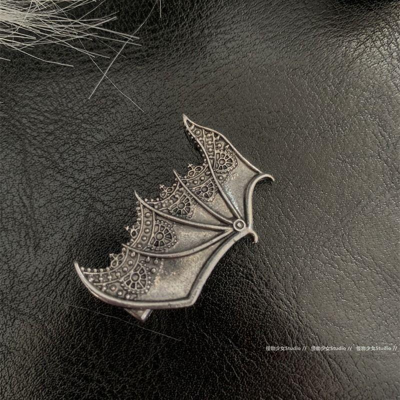 1 pair Gothic Bat Wing Hair Clip - Punk Y2K Side Clip for Fringe, Dark Sweet Style