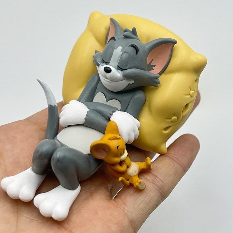 Cat and Mouse Car Figurine, Interior Decoration of The Car, Cute Desk Doll, Car-mounted Figurine The Cat and the Mouse