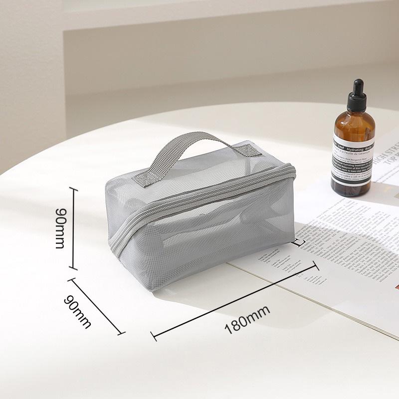 Přenosná cestovní a make-up taška z černé nylonové síťoviny