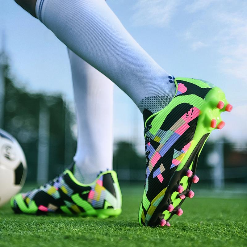 Men's Low-top Football Boots Large Size Long Nails PU Leather Boys Soccer Shoes Nailing Anti-slip Football Boots