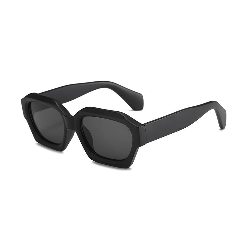 Unisex Europäische/Amerikanische Retro Polygon Sonnenbrille: Trendige, dicke Fassung für Sonnenschutz & Autofahren