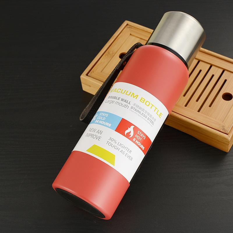 

All-Steel Large Capacity Insulated Outdoor Kettle with 304 Stainless Steel Handle - Vacuum Sports Water Bottle 600 ml червоний