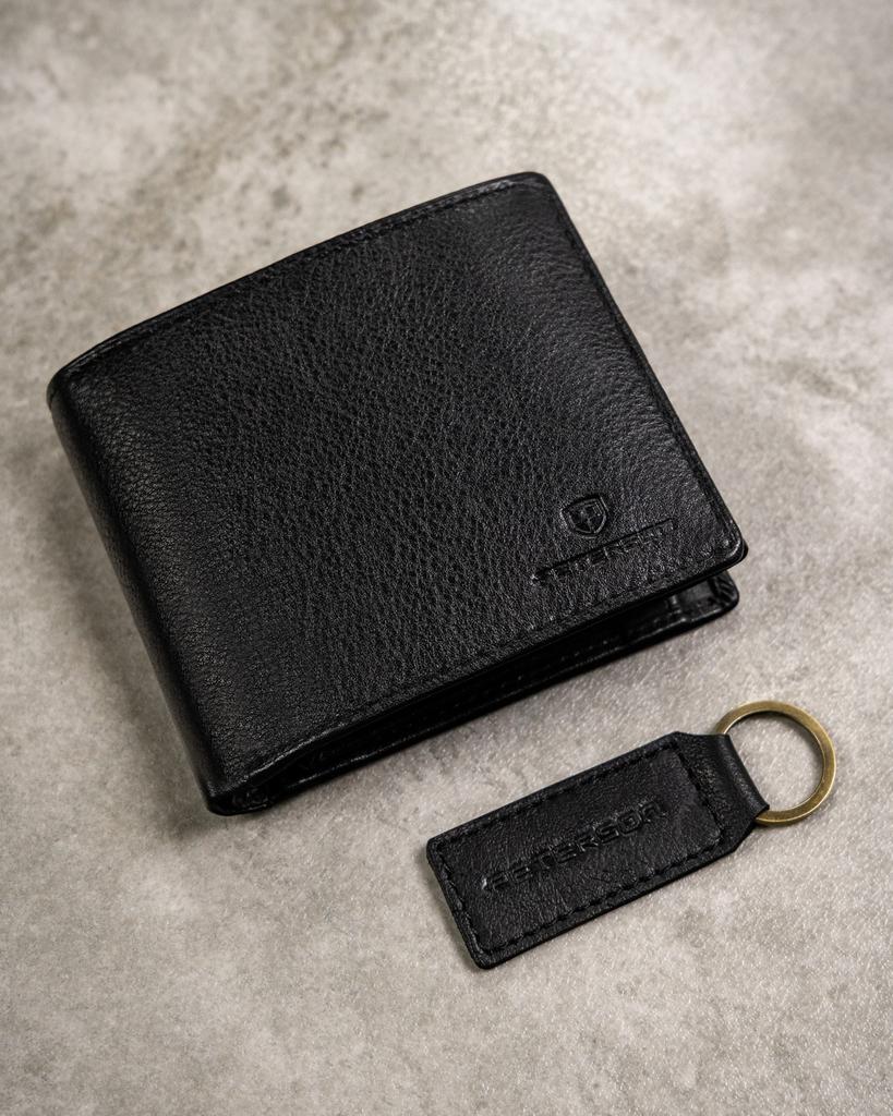 Gift Set: Men's Leather Wallet and Keychain - Peterson