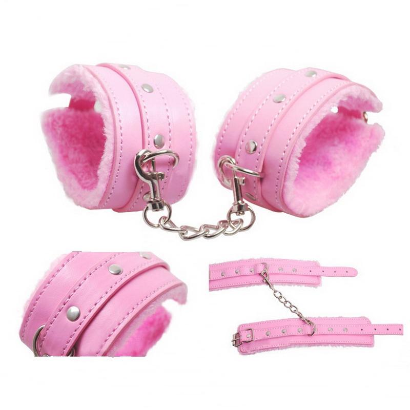 7 sztuk/zestaw PU Leather Sex Bondage Set Zabawki Przytrzymujące Sex Zabawki Kajdanki Wiązana Lina Bicz Kołnierz Zabawki Erotyczne