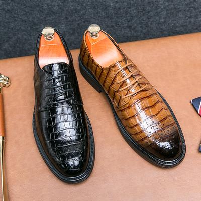 New Men's Dress Leather Shoes Luxury Fashion Groom Wedding Shoes Men England Style Brogue Shoes
