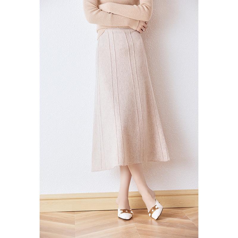 Women's Wool A-Line Midi Skirt - Elastic High Waist, Flared, Slimming, Knitted for Autumn/Winter