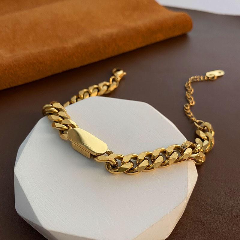 Titanium Steel Non-Fading Women's Hip-Hop Cuban Chain Necklace - Trendy European & American Street Style Clavicle Accessory