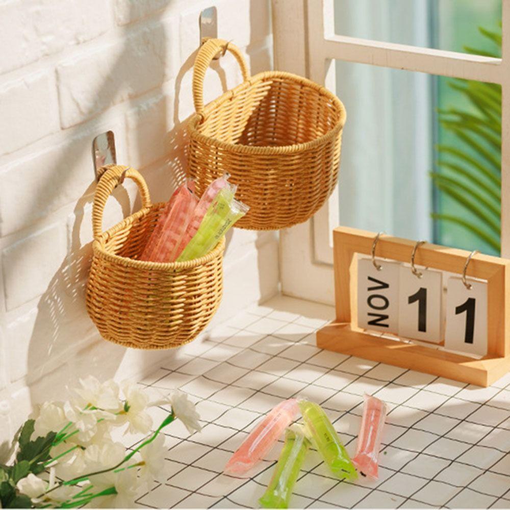 Simulated Rattan Plastic Garlic Storage Basket Wall Mounted Handwoven Garlic Container Restaurant