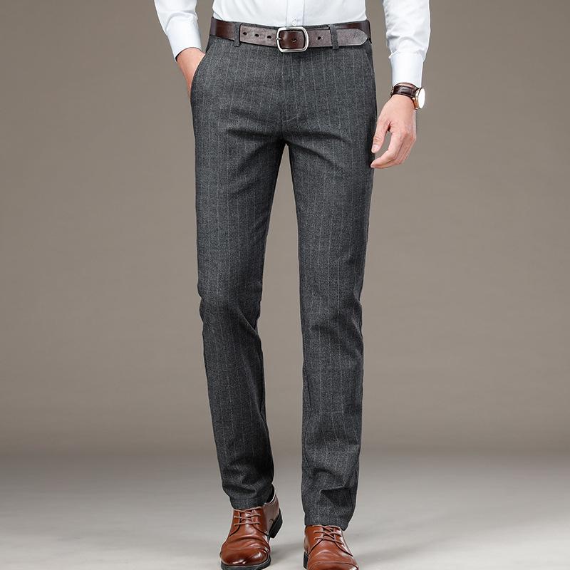 

Весенние мужские брюки прилегающего силуэта в стиле кэжуал: Эластичные брюки прямого кроя в полоску в корейском стиле для мужчин среднего и молодого возраста. 33 серый