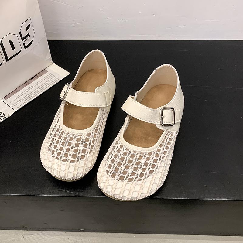 

Простые плетеные полые модные туфли-лодочки на плоской подошве с ремешком на подъеме для женщин, новинка лета 2025 37