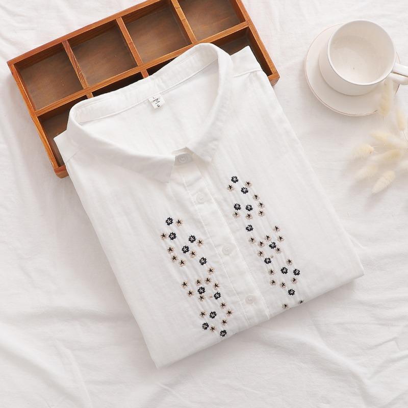 Fresh Floral Embroidered Cotton Yarn Cardigan Blouses & Shirts with Three Quarter Sleeves Women's Summer Loose Fit Slimming Top