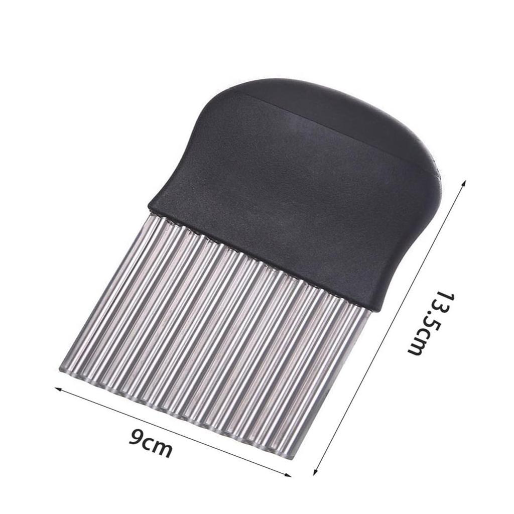 Set of 4 Stainless Steel Wavy Vegetable Cutters for Home Use Suitable for and Floral Cuts - Potatoes, Carrots, Onions,