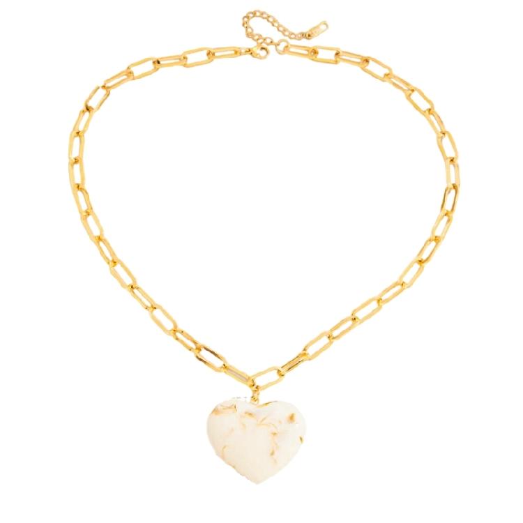 Lightweight Resin Heart Charm Necklace Adjustable Length Chain Simple Elegant Design Unisex Jewelry