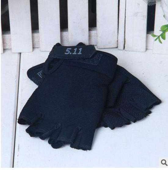 Tactical Half-Finger Gloves for All Ages - Shock-Absorbing, Non-Slip, Breathable, Wear-Resistant Outdoor Sports Gear One Size