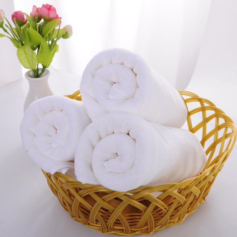 White Ultra-Fine Fiber Absorbent Towel, 300g, Thickened, Non-Shedding, Small Square, Ideal for Foot Bathing