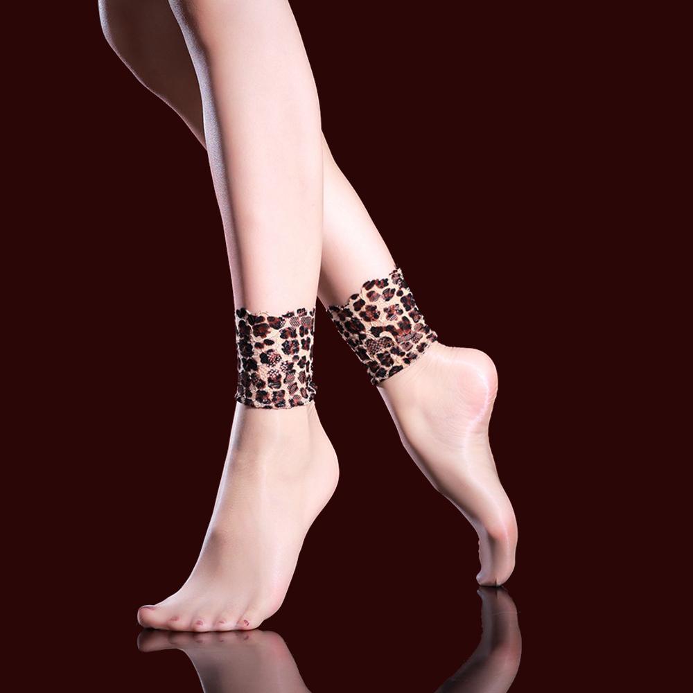 Leopard Spitze Patchwork Kurze Socke 3D Ultraleicht Ölglänzend Glänzend Glatt Damen Mini Strumpf Söckchen Hausmädchen Uniform Socke M white