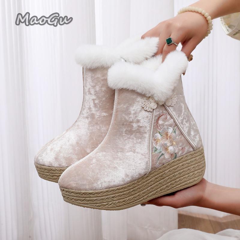 

Chinese Ethnic Style Embroidered Flowers Winter Boots Women s Fur Lined Height Increasing Side Zipper Anti-Slip Ankle Booties 40 бежевий