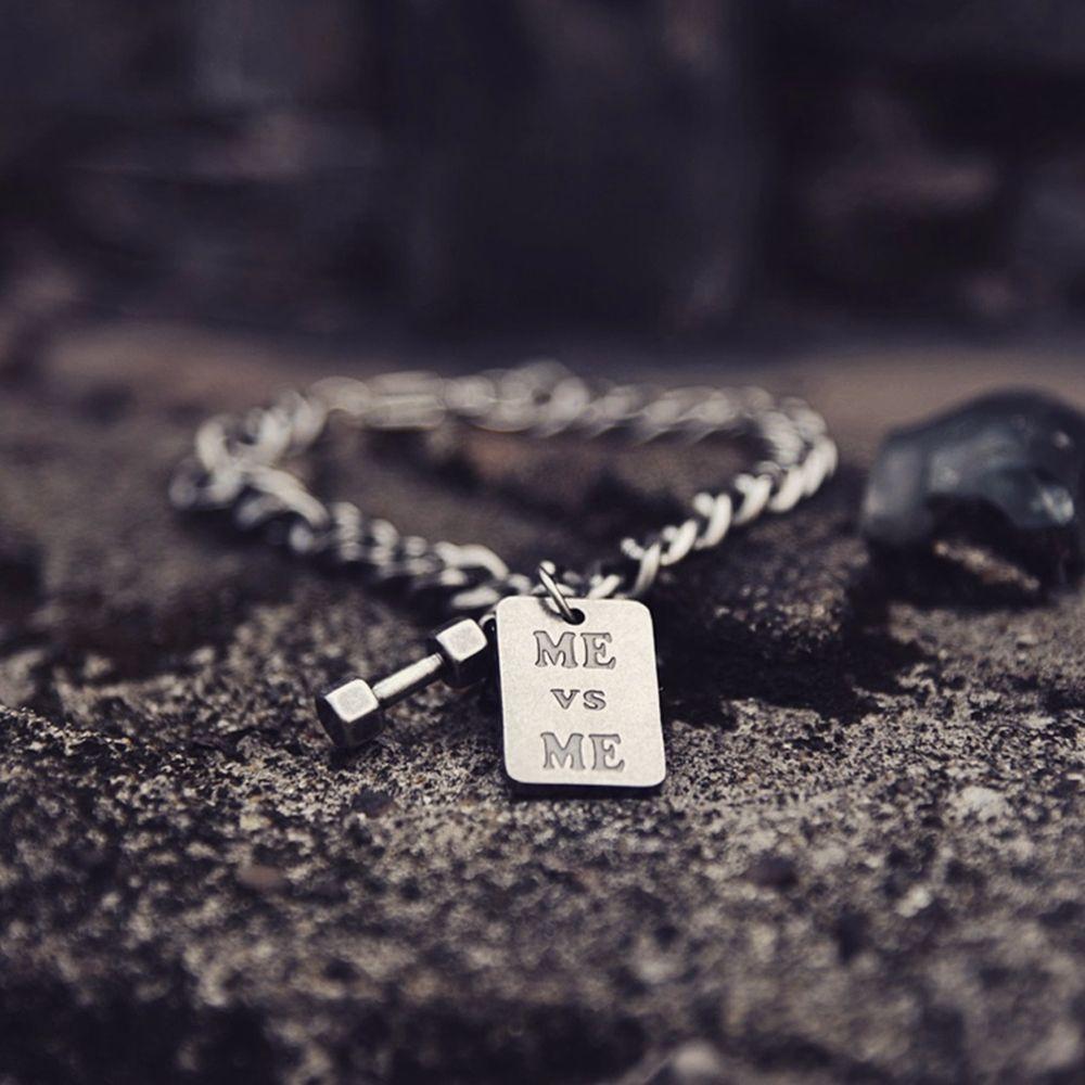 

Хип-хоп-персоналии Aolly Мужчины Девочки Женщины Парные браслеты Ручная цепочка Квадратная карта Браслеты с гантелями A