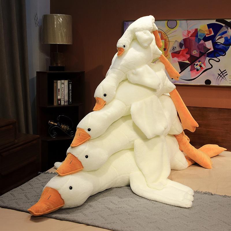 Internet celebrity big white goose plush toy cute big goose sleeping pillow cushion doll birthday gift doll