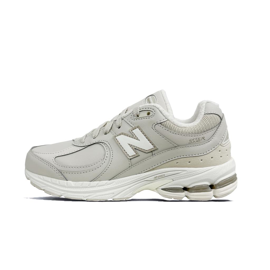 New Balance 2002R Big Kid Beige Fleece Lined Kids Sneakers Cream GC2002TM