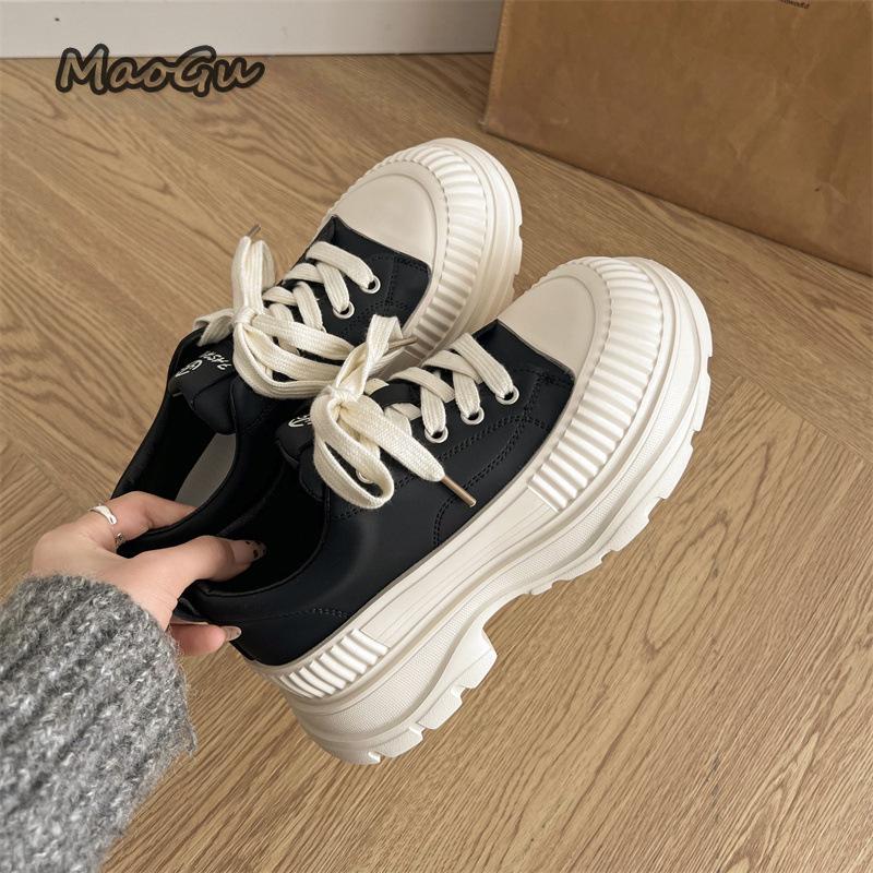 Fashion Thick Bottom Women's Casual Shoes Chunky Sneakers Black Beige Lace Up Height Increasing Sneakers for Woman Zapatillas De Mujer