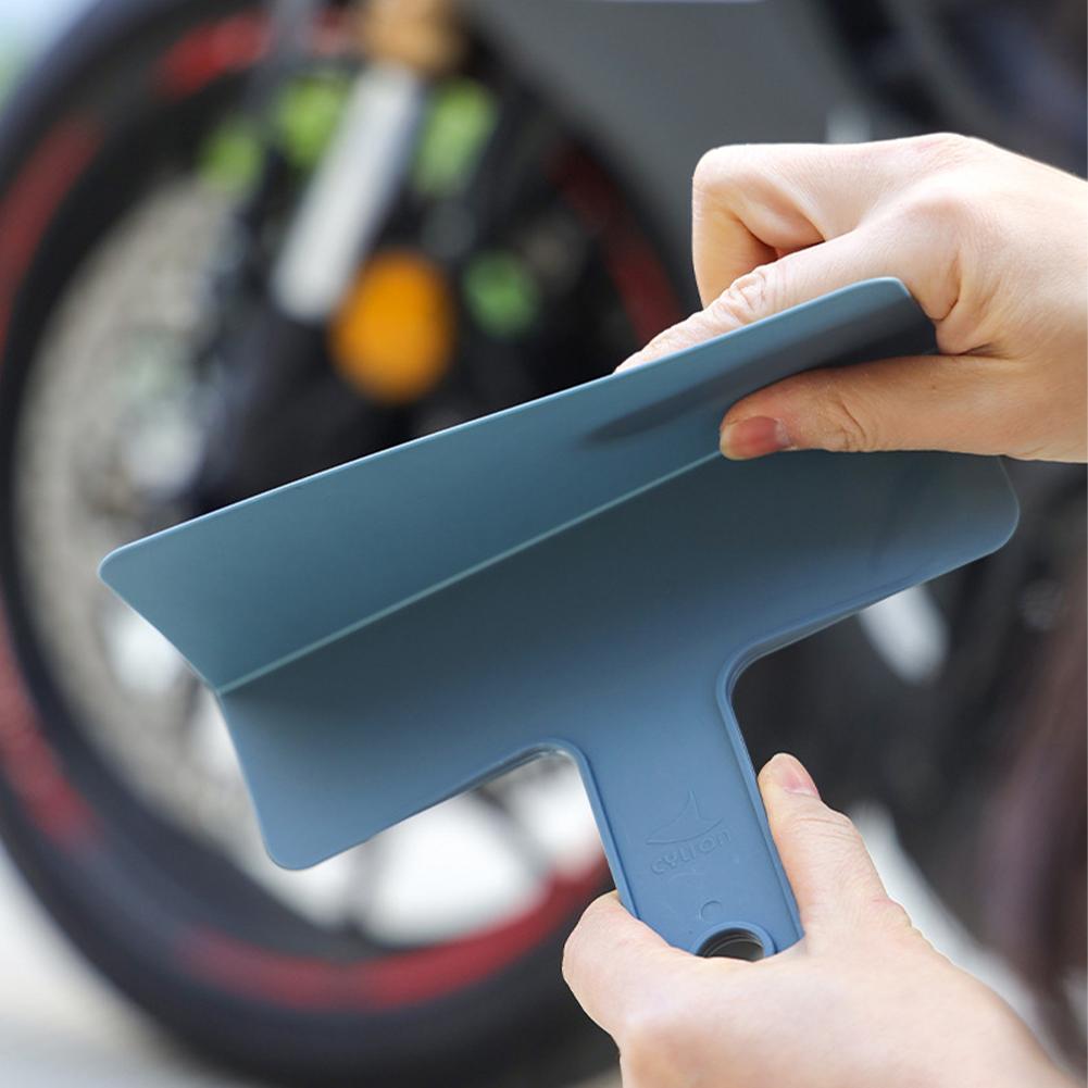 Motorcycle Chain Lube Oiler Tool Mess-Free Chain Wax Chain Cleaner Attachment Motorcycle Chain Oil Applicator with Splash Guard