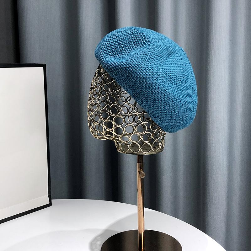 Sommer Tynn Stil Flettet Beret for Kvinner, Vår og Sommer, Liten, Japansk, Liten, Frisk, Hul, Pustende, Beret Kunstnerhatt