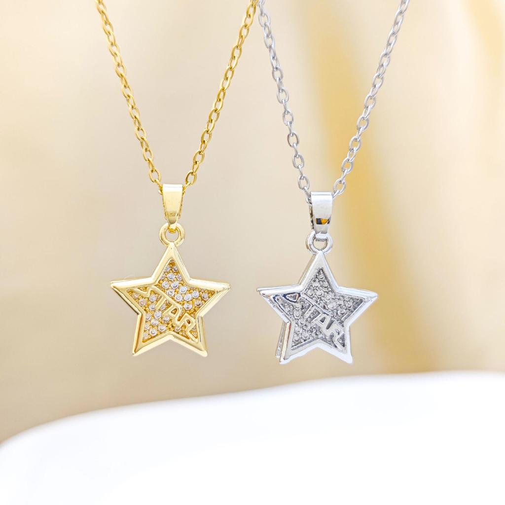 Luxury Diamond-Star Pendant Necklace - Elegant and Versatile Clavicle Chain