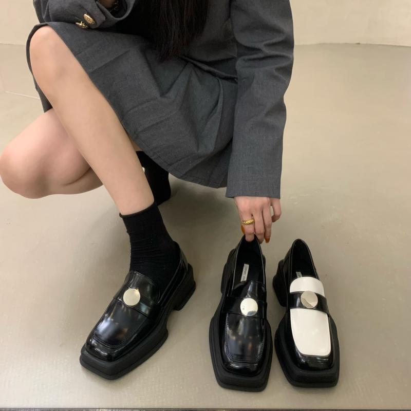 Thick-soled Black Square Head British Style Small Leather Shoes Women's Shoes Spring 2025 Retro Loafers Design Sense Single Shoes