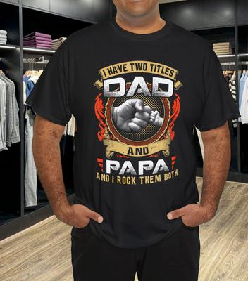 Herre Jeg Har To Titler Pappa Og Papa Morsom Pappa Farsdagsgave T-skjorte