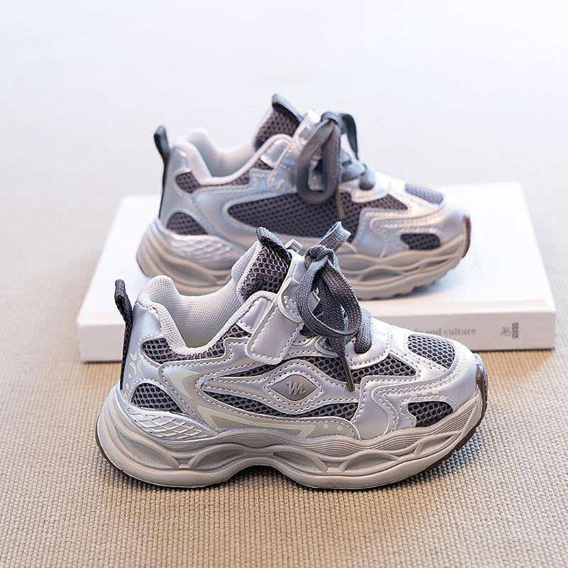 Boys' sneakers 2025 new spring and autumn girls' shoes lightweight children's little white shoes breathable spring dad shoes