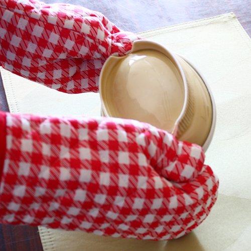 RAO3Z Quickly Make a Runny Omelet or Omelet Rice In the Microwave! Arita Ware Rolled Omelette, Light Pink