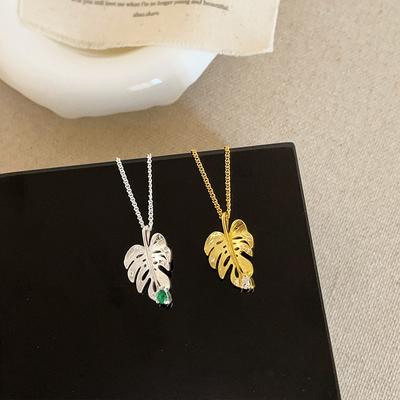 Kaelakeed ja ripatsid – Ripatsid ja kaelakeed