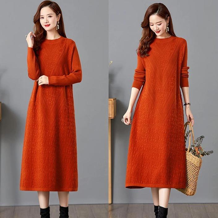 Plus-size Sweater Dress for Women in Autumn and Winter Long Knee-length Knitted Sweater Loose Solid Color Pullover