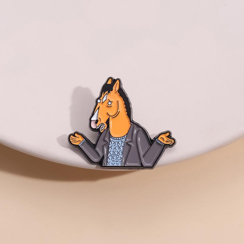 Stylish Animal Brooch In Quirky Horsehead Design Ideal For Fashion Enthusiasts