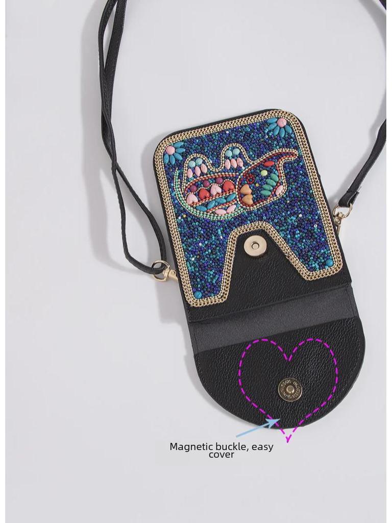 Exquisite Bohemian Style Crossbody Bag with Rice Beads, Shells, and Flowers
