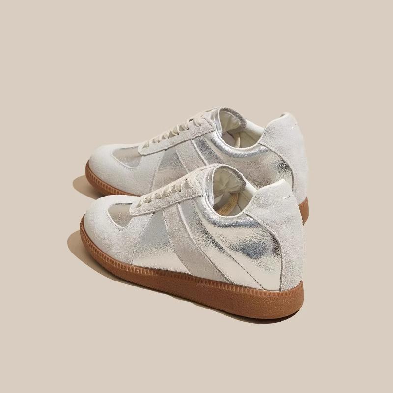 Yunfude training shoes women's 2025 spring new small inner height increase lightweight versatile casual platform sports board shoes